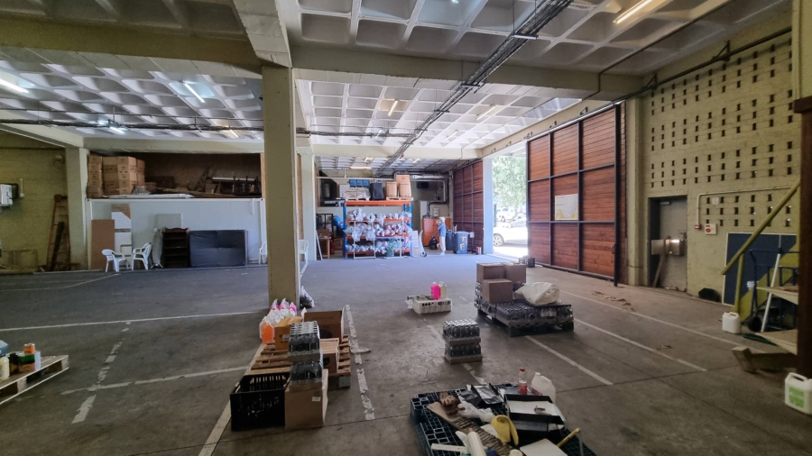 To Let commercial Property for Rent in Woodstock Western Cape